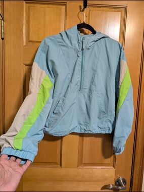 JoyLab Light Blue Hooded Windbreaker with Lime & Beige Accents